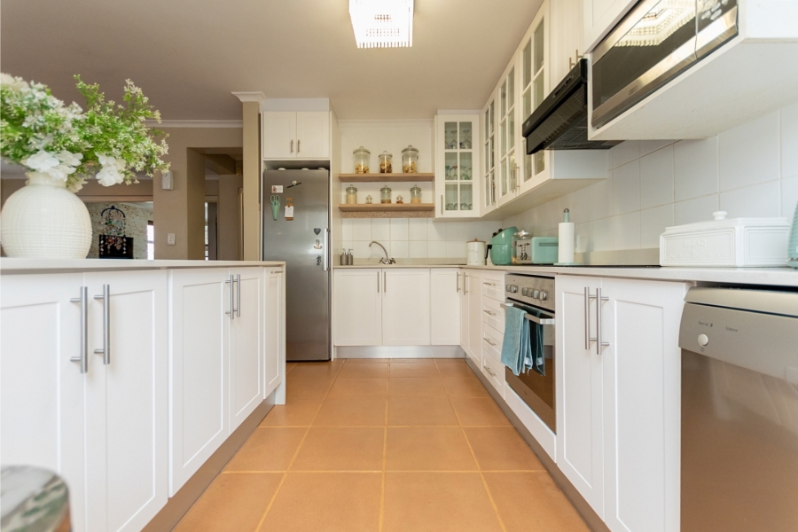 3 Bedroom Property for Sale in Waterfront Western Cape
